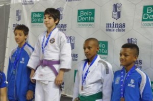 Judoca da Kiai no pódio em Minas | Foto: divulgação